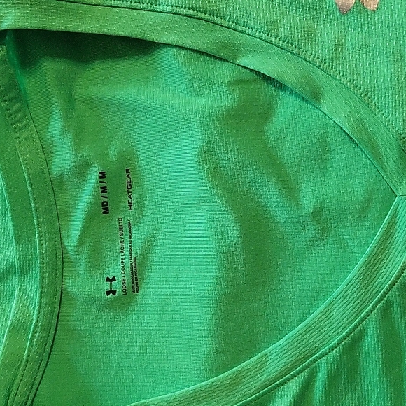 Sportswear  2 t-shirts and 1 tank top,  used maybe twice. - Picture 3 of 4